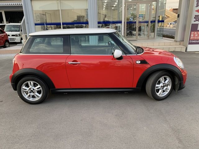BMW BMW MINI COOPER 2011