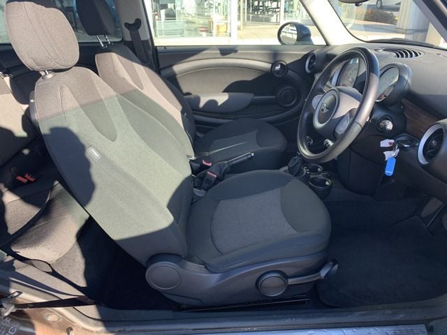 BMW BMW MINI COOPER CLUBMAN 2009