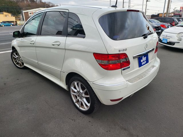 MERCEDES BENZ MERCEDES BENZ B class 2011