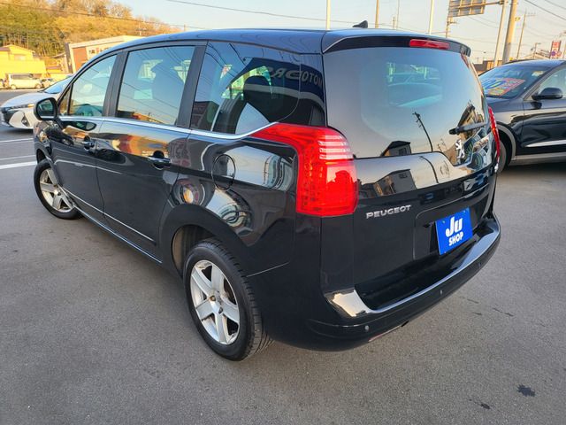 PEUGEOT PEUGEOT 5008 2013