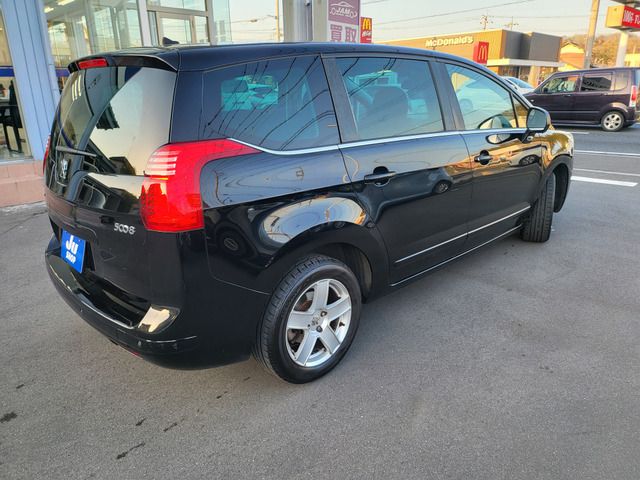 PEUGEOT PEUGEOT 5008 2013