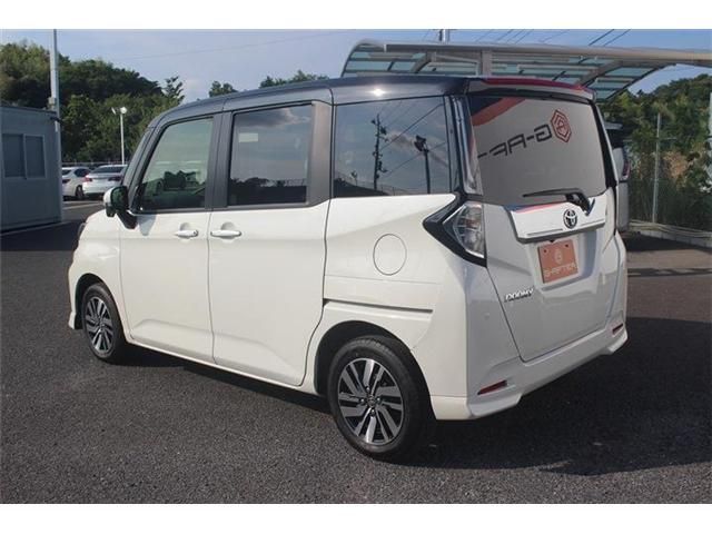 TOYOTA ROOMY 2020