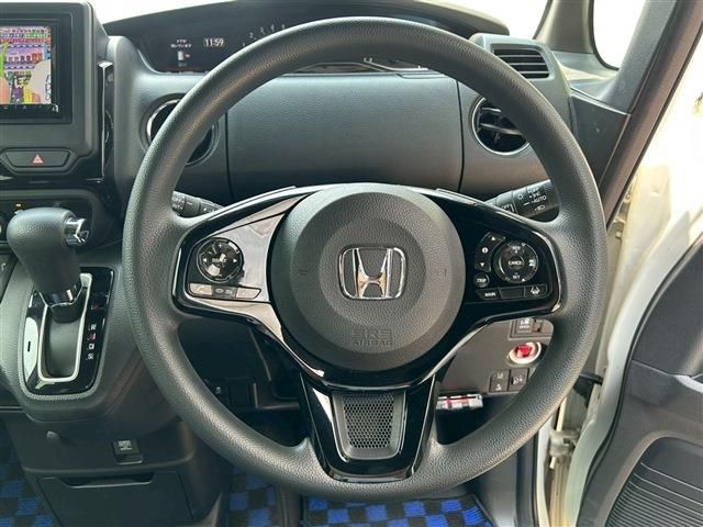 HONDA N BOX CUSTOM 2022