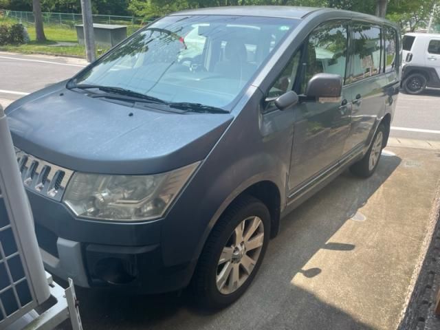 MITSUBISHI DELICA D:5 4WD 2007