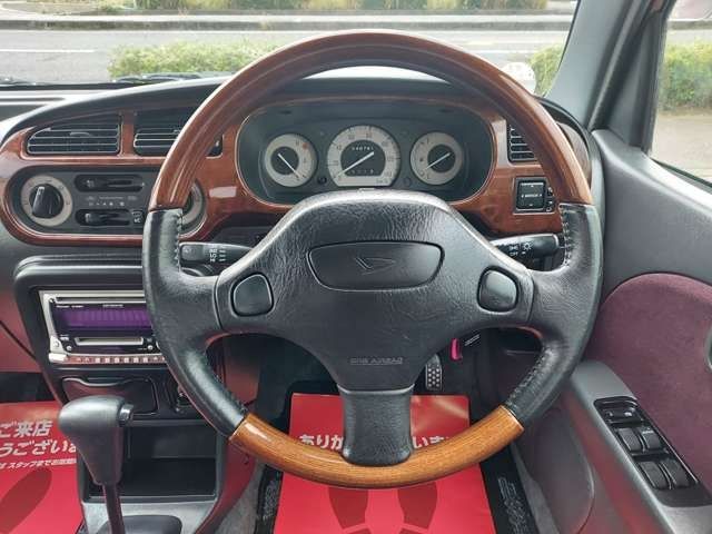 DAIHATSU MIRA GINO 1999