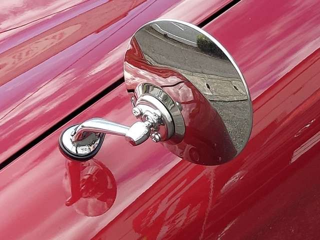 DAIHATSU MIRA GINO 1999