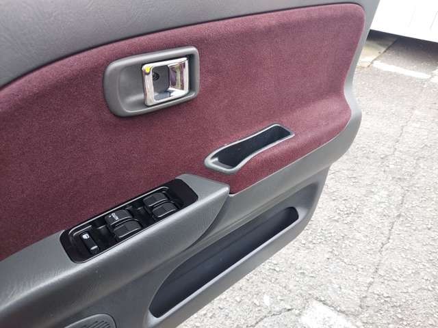 DAIHATSU MIRA GINO 1999