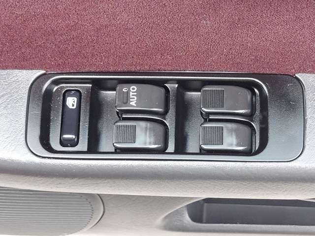 DAIHATSU MIRA GINO 1999