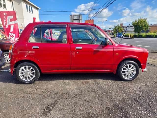 DAIHATSU MIRA GINO 2000