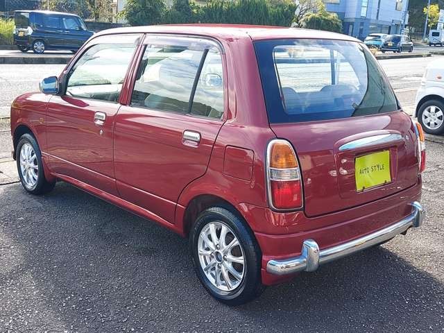 DAIHATSU MIRA GINO 2000