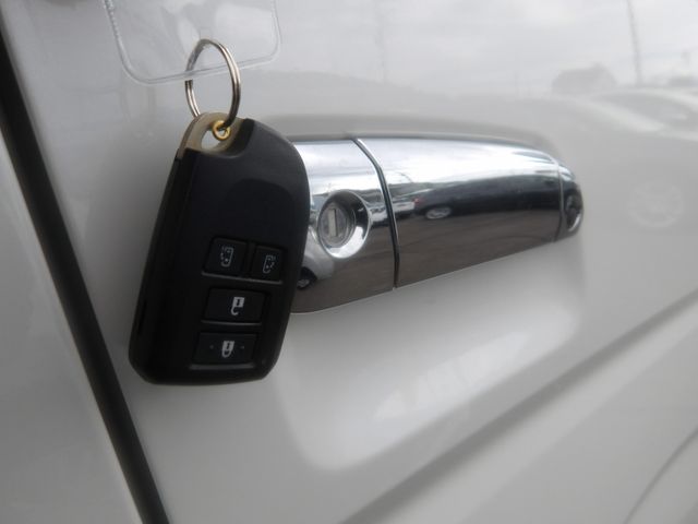 TOYOTA HIACE van 2WD 2019