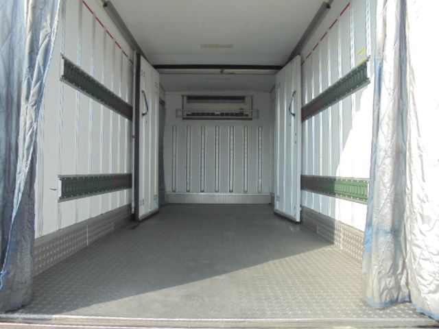 MITSUBISHI CANTER 2018