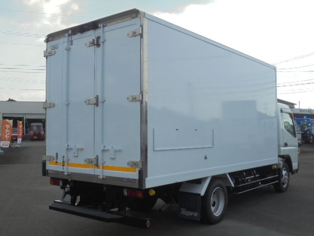MITSUBISHI CANTER 2018