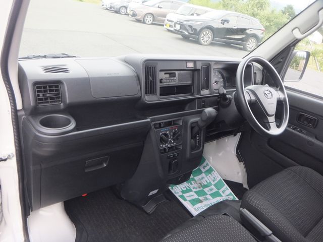 DAIHATSU HIJET CARGO 4WD 2019