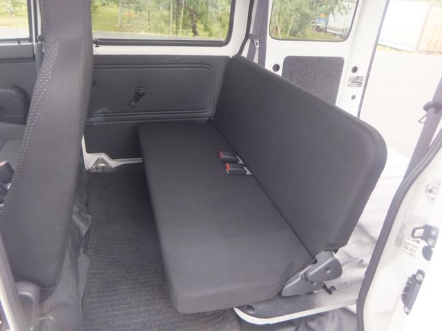 DAIHATSU HIJET CARGO 4WD 2019