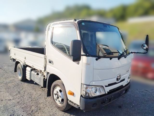 TOYOTA DYNA 2023