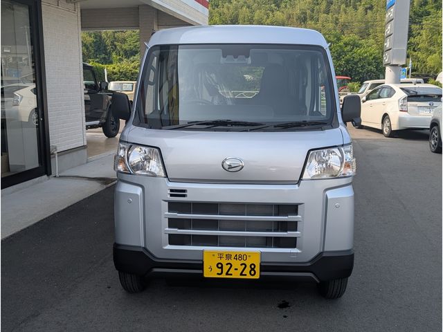DAIHATSU HIJET CARGO 4WD 2025