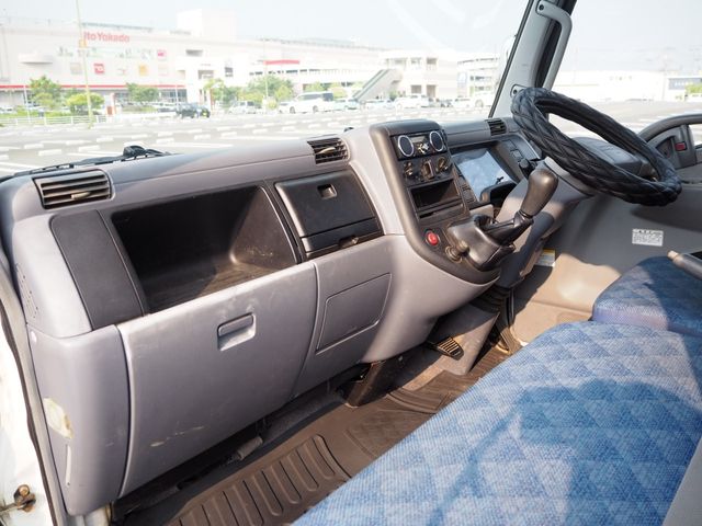 MITSUBISHI CANTER GUTS 2007