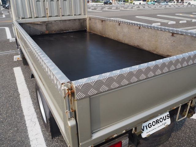 MITSUBISHI CANTER GUTS 2007