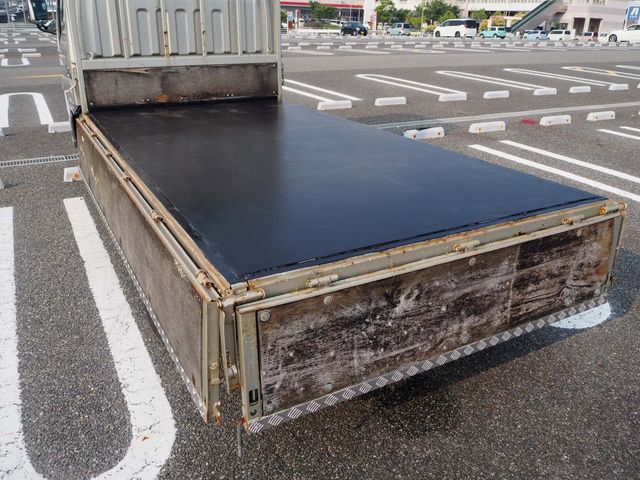 MITSUBISHI CANTER GUTS 2007