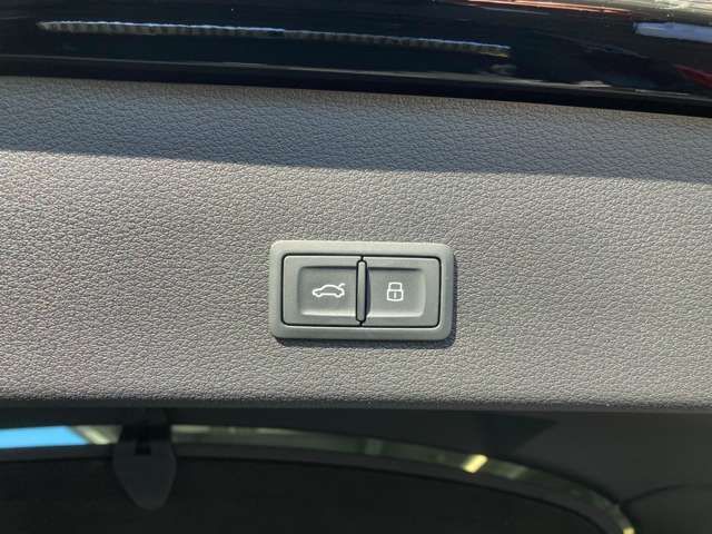 AUDI AUDI e-tron SPORTBACK 2022