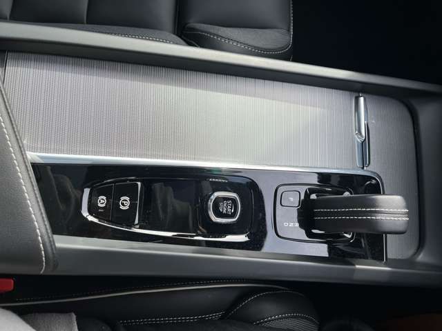 VOLVO VOLVO S60 2022