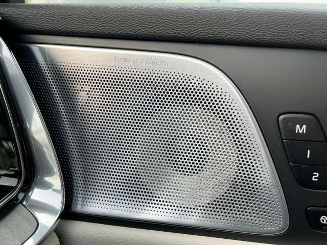 VOLVO VOLVO V60 2022