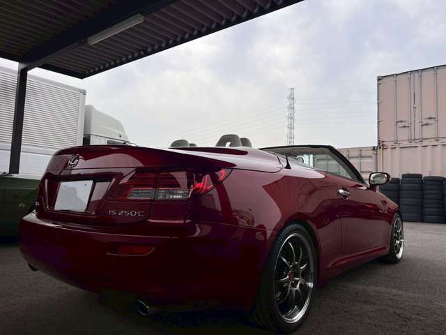 TOYOTA LEXUS IS250C 2010