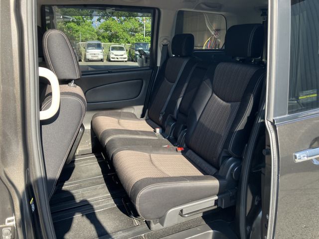 NISSAN SERENA  S-HYBRID 2014