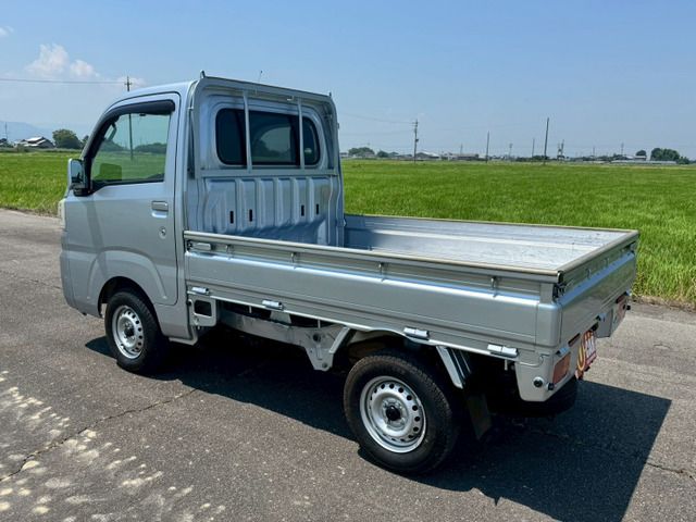 DAIHATSU HIJET truck 2016