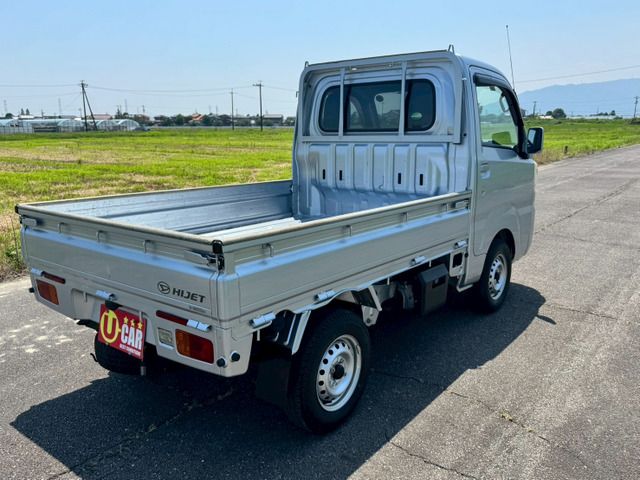 DAIHATSU HIJET truck 2016