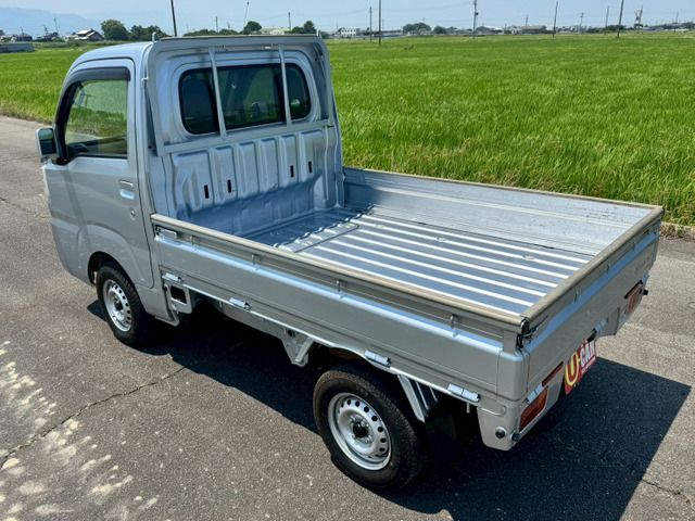 DAIHATSU HIJET truck 2016