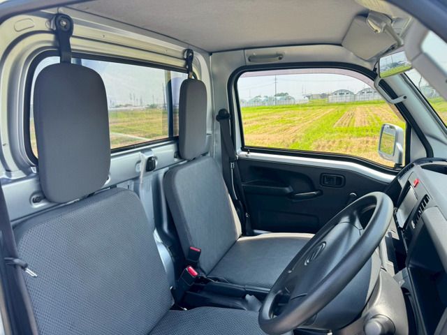 DAIHATSU HIJET truck 2016