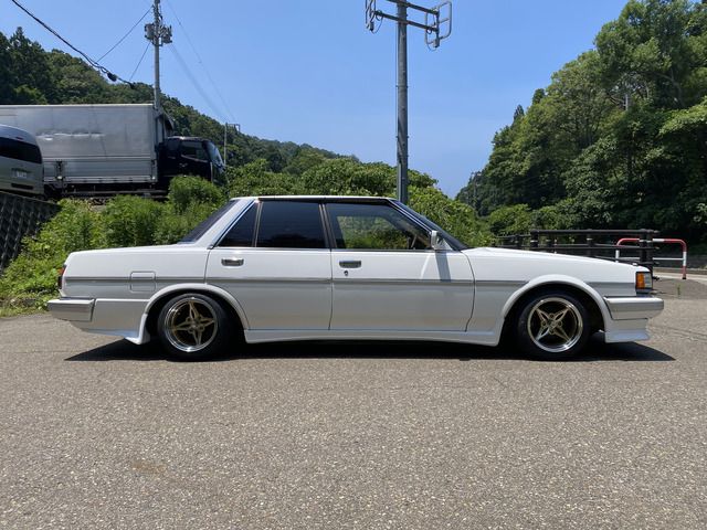 TOYOTA CRESTA 1986