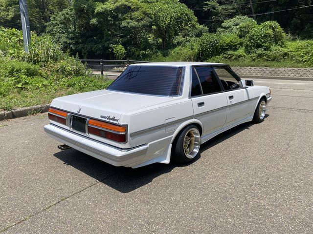 TOYOTA CRESTA 1986