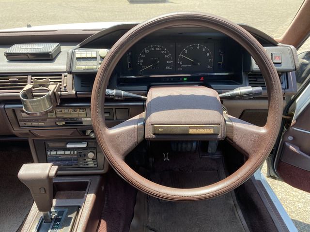 TOYOTA CRESTA 1986