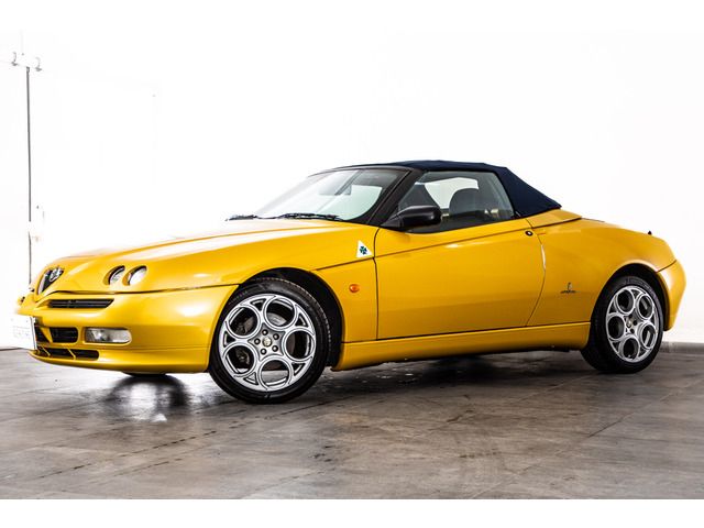 ALFAROMEO ALFAROMEO SPIDER 2000
