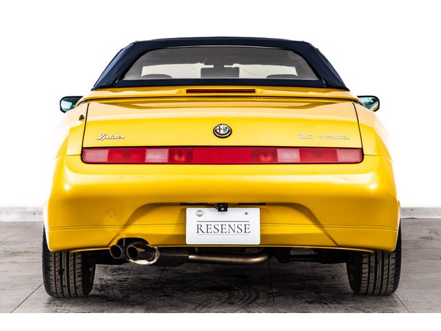 ALFAROMEO ALFAROMEO SPIDER 2000