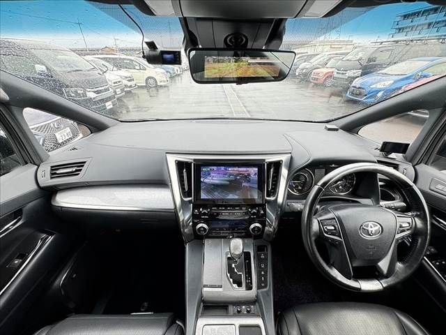 TOYOTA ALPHARD hybrid 4WD 2018