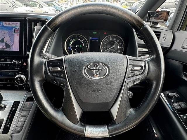 TOYOTA ALPHARD hybrid 4WD 2018