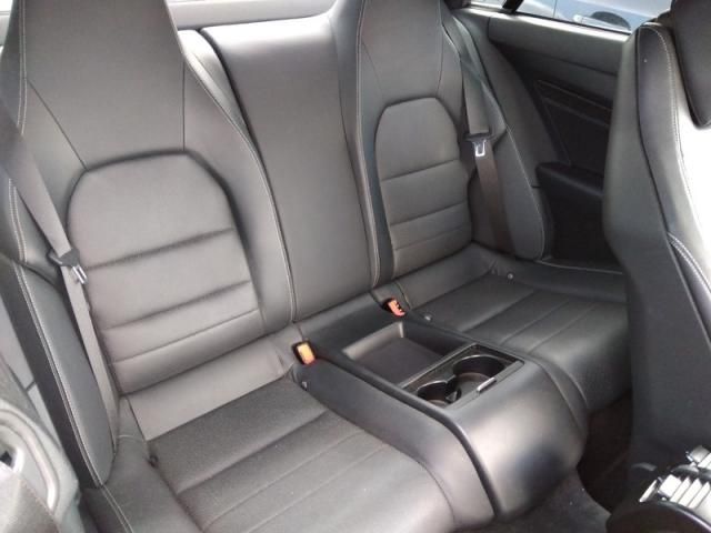 MERCEDES BENZ E??? 2015