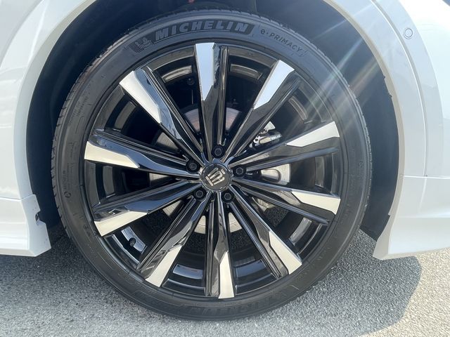 TOYOTA CROWN CROSSOVER 2022