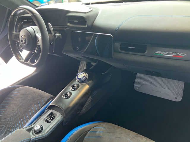 MASERATI MASERATI MC20 2022