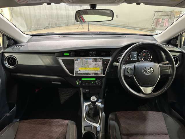 TOYOTA AURIS 2014