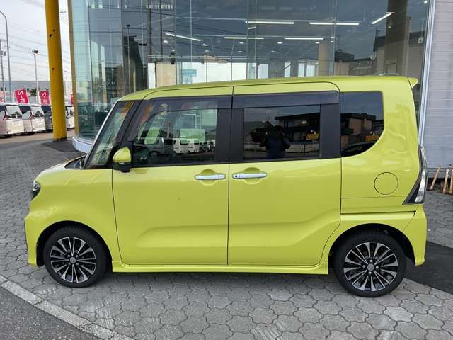DAIHATSU TANTO CUSTOM 4WD 2020