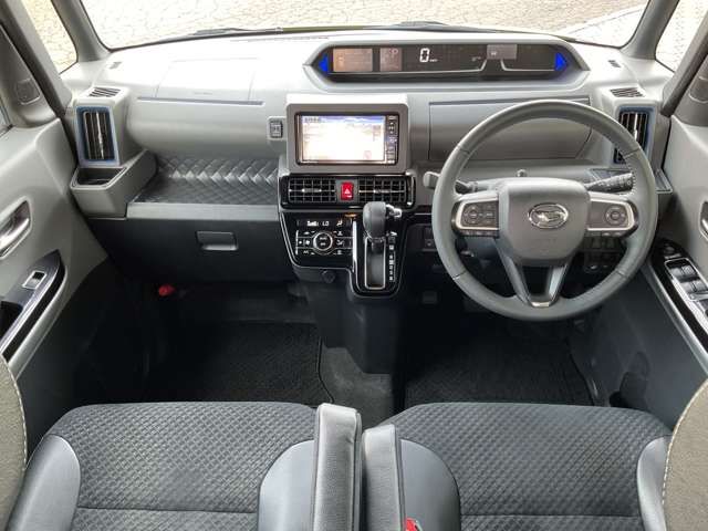 DAIHATSU TANTO CUSTOM 4WD 2020