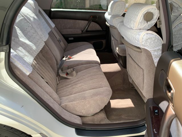 TOYOTA CROWN MAJESTA 1992