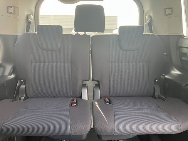 TOYOTA VOXY 4WD 2014