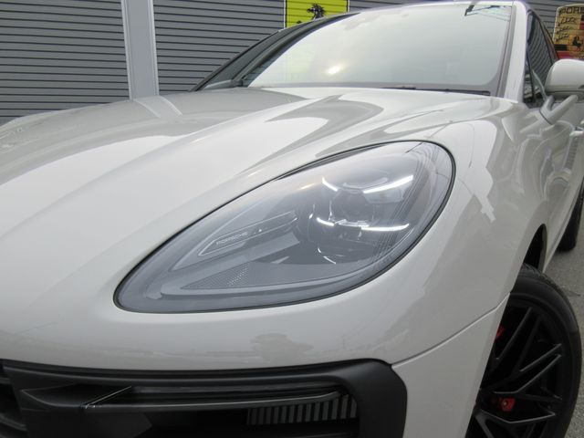 PORSCHE PORSCHE Macan 2023