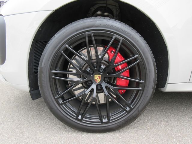 PORSCHE PORSCHE Macan 2023